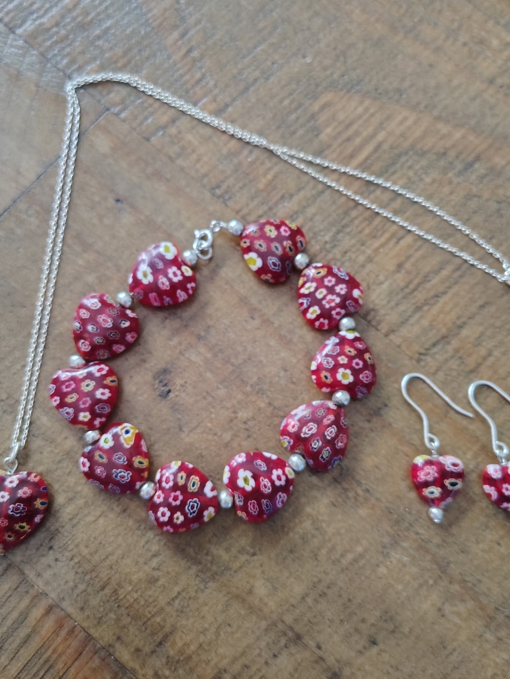 Red Heart  - Floral  Beaded Bracelet Necklace Earring Set.. All Ages